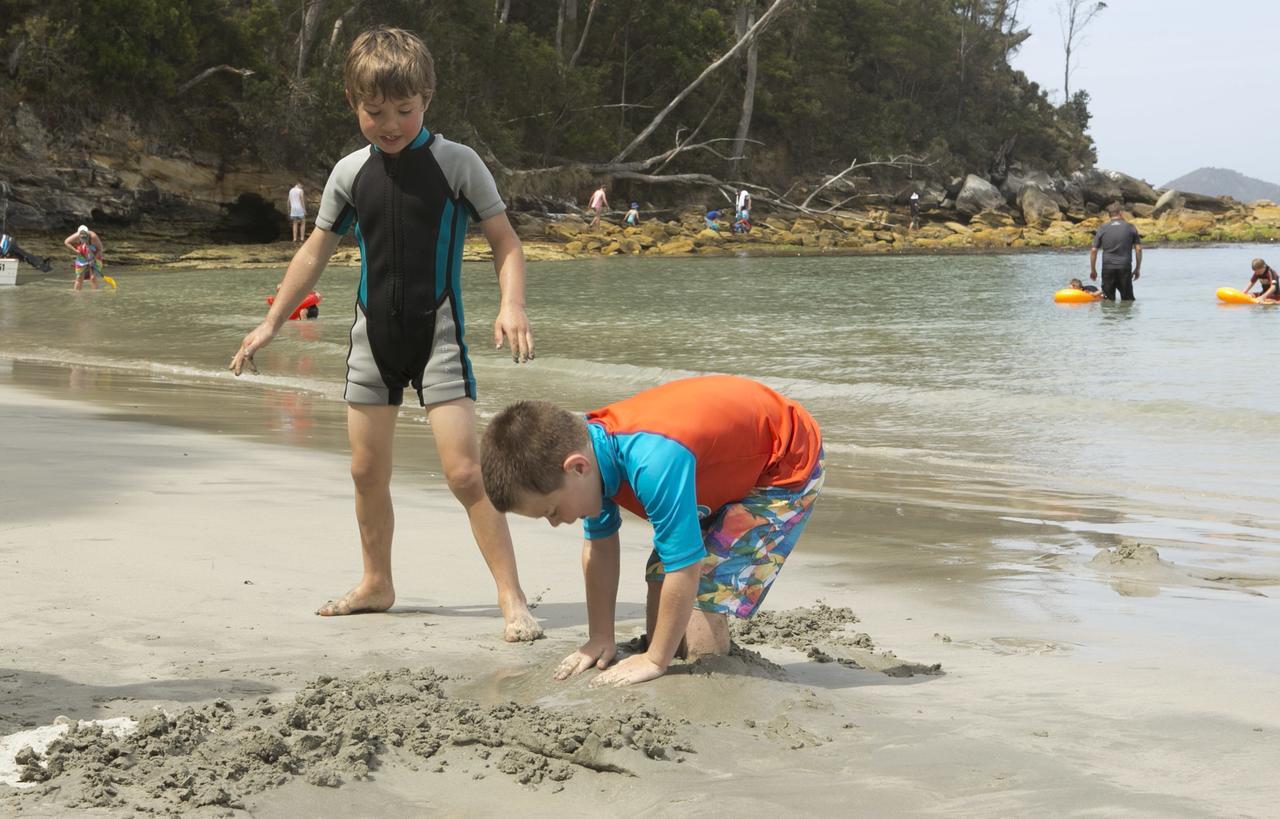 Adventure Bay Retreat Bruny Island Villa Екстериор снимка